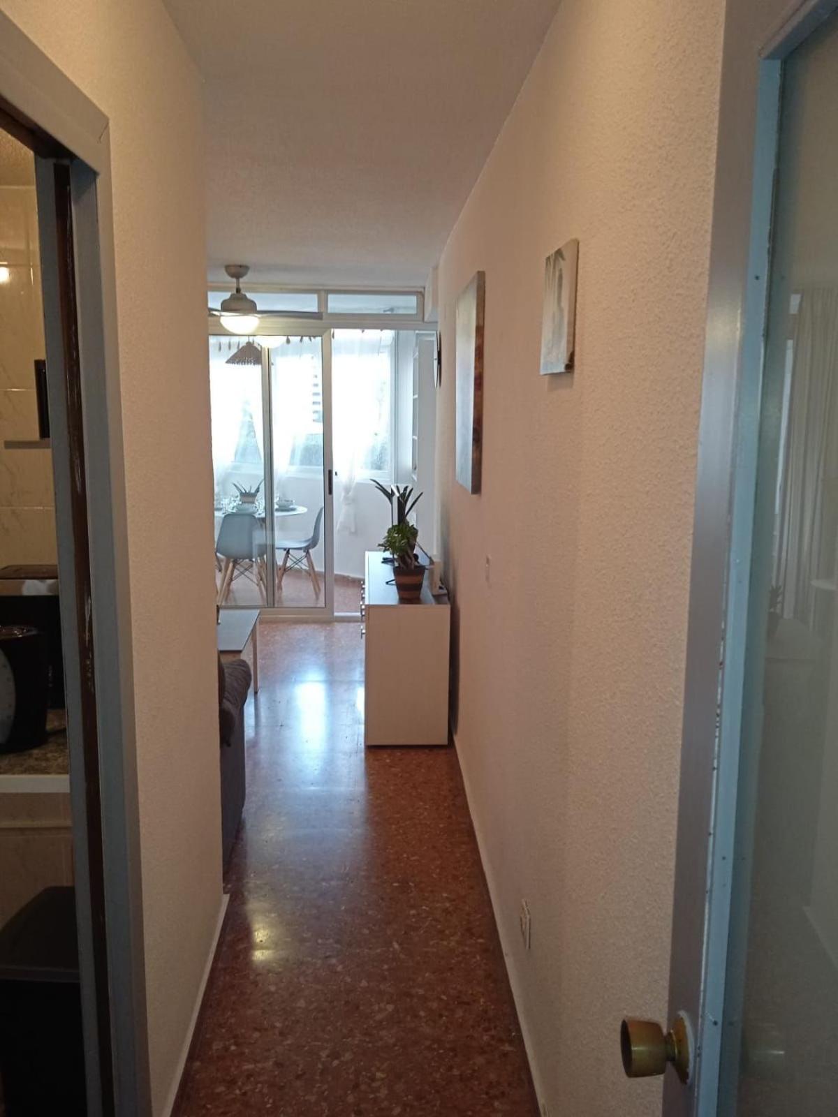 Edificio Gijon Newly Renovated Two-Bedroom Apartment Benidorm Eksteriør billede